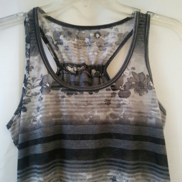Balance Collection Burnout Lightweight Tank Top, M - Picture 2 of 8